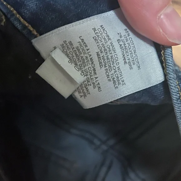 Express Super High Rise Crop Jeans Mom Jeans - Picture 9 of 13